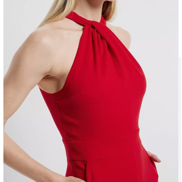 EXPRESS RED TWIST NECK FLARE LEG JUMPSUIT W/ POCKETS 10 - Picture 2 of 8